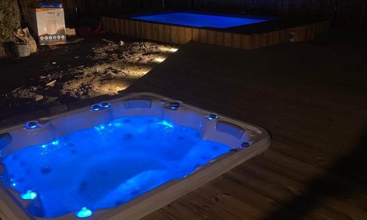 Construction Piscine + Installation jacuzzi + Terrasse